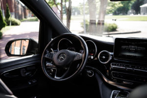 dragonet-auto-rent-juhiga-vaike-bussi-rent-tallinnas-3File